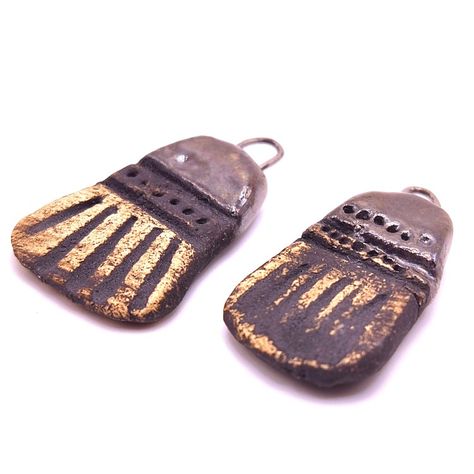 Textured Pottery, Ceramic Pendants, Boho Jewels, Making Earrings, Ceramic Pendant, How To Make Earrings, Glazed Ceramic, Handmade Ceramic, Hungary