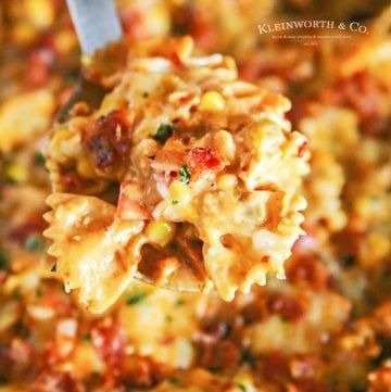 BBQ Ranch Chicken Casserole - Kleinworth & Co Bbq Ranch Chicken Casserole, Leftover Bbq Chicken Recipes, Slow Cooker Corn Casserole, Quick Casserole Recipes, Best Chicken Casserole, Ritz Cracker Chicken, Chicken Casserole Dinners, Cracker Chicken, Parmesan Casserole