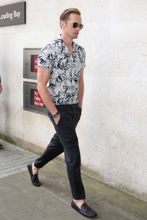 What to Wear on Vacation, According to 20 Stylish Famous Men Photos | GQ Loafers Men Outfit, Skarsgard Family, Hawaiian Outfits, Eric Northman, Loafers Outfit, Mens Printed Shirts, Best Dressed Man, Alexander Skarsgard, Fashion Man