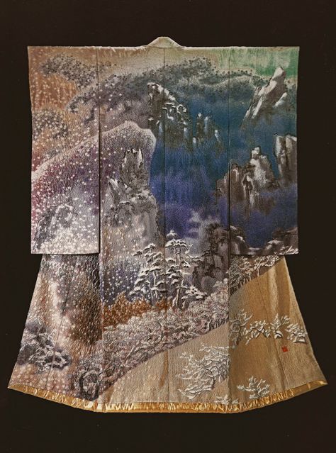 itchiku kubota - Google Search Textile Exhibition, The Kimono Gallery, Kimono Gallery, Kimono Japan, Yukata Kimono, Wedding Kimono, Kimono Design, Spring Air, Beautiful Kimonos