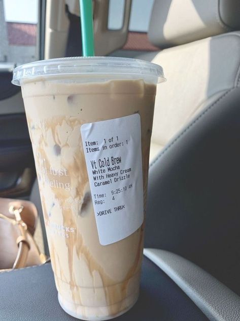 Starbucks Drinks Cold, Cold Foam Cold Brew, Starbies Drinks, Menu Starbucks, Resep Starbuck, Starbucks Ideas, Starbucks Hacks, Drinks Starbucks, Cold Starbucks Drinks