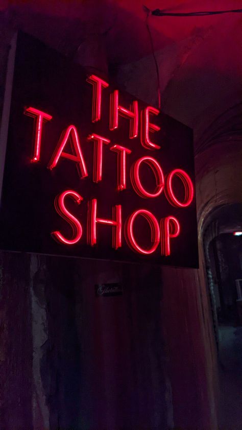 Tattoo Artist Aesthetic Wallpaper, Tattoo Aesthetic Vision Board, Tattoo Appointment Aesthetic, Gothic Vision Board, Tattoo Vision Board Aesthetic, Tattoo Shop Aesthetic Grunge, Tattoos Vision Board, Tattoo Mood Board, Tattoo Store Aesthetic