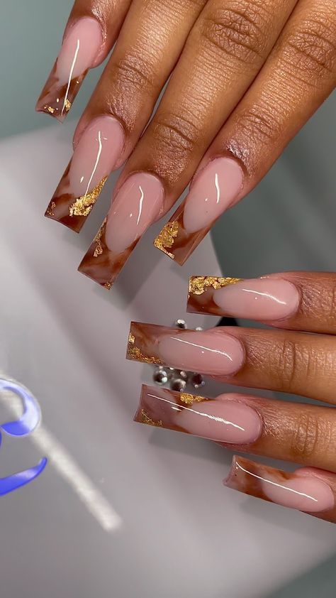 sonia.nailedit on Instagram: 😍😍😍 Birthday Nails Designs, Luxury Nails Classy, Luxury Nail Designs, Art On Nails, Long Nails Design, Long Nail Ideas, Acrylic Nail Designs Classy, Brown Acrylic Nails, Acrylic Toe Nails