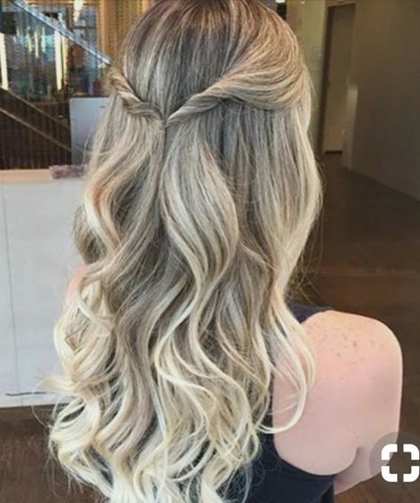 Bridesmaid Hair Inspo, Bridemaids Hairstyles, Cute Prom Hairstyles, Formal Hairstyles For Long Hair, Simple Prom Hair, Guest Hair, Bridesmaid Hair Makeup, Ball Hairstyles, Prom Hairstyles For Long Hair