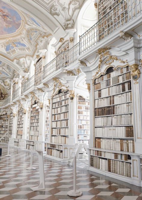 Dream Library, Beautiful Library, Have Inspiration, Baroque Architecture, Voyage Europe, Education Architecture, Light Academia, Design Website, Beautiful Architecture