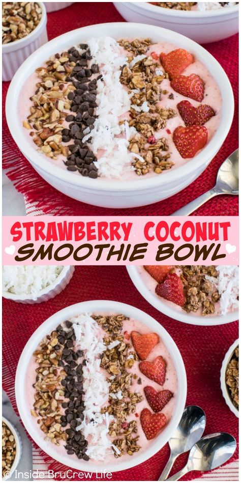 Breakfast Smoothie Bowl Recipes, Coconut Crunch, Smoothies Bowls, Coconut Smoothie Bowl, Granola Chocolate, Strawberry Smoothie Bowl, Strawberry Stuff, Breakfast Smoothie Bowl, Snack Smoothie