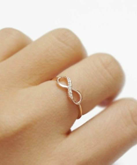 Sterling Silver Crystal Ring, Cute Promise Rings, Infinity Rings, White Gold Promise Ring, Rock Rose, Ring Rosegold, Gold Rings Fashion, Gold Ring Designs, Infinity Ring