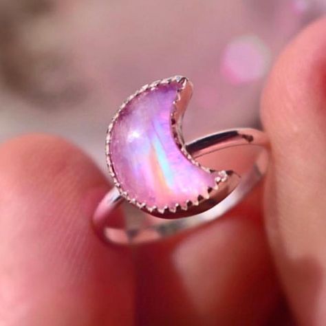 Kristina Matthews on Instagram: “Happy full pink moon to all☺️🌙💕 I have pink #moonstone moon rings in sterling silver are available for pre-order in my shop. If you want…” Full Pink Moon, Moon Rings, Pink Moonstone, Moon Ring, Pink Moon, Moon Stone, Good Brands, Druzy Ring, Moonstone