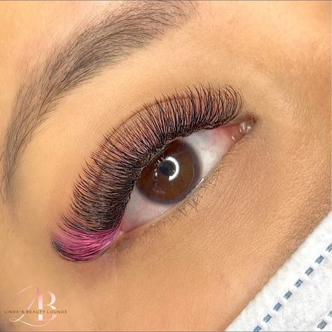 Lashes Extensions With Pink, Hybrid Lash Extensions With Pink, Lash Extensions With Pink In Them, Pink Eyelashes Extensions, Lashes With Pink Ends, Lash Set With Color, Pink Lashes Extensions, Lashes Extensions Color, Lashes With Pink In Them