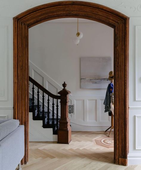 Brownstone Boys, Best Kitchen Layout, Parlor Floor, Brooklyn Brownstone, Elegant Tiles, Design Your Kitchen, Grand Staircase, Historic Home, A Living Room