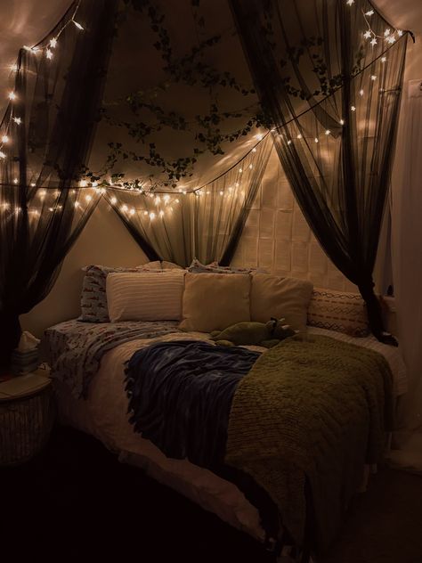 Sloped Ceiling Bedroom Canopy, Canopy Bed Slanted Ceiling, Floating Bed Canopy, Canopy Bed Attic Slanted Ceiling, Bed Canopy Black, Goth Bed Canopy, Canopy Bed Aesthetic Dark, Bed Canopy Slanted Ceiling, Vine Bed Canopy