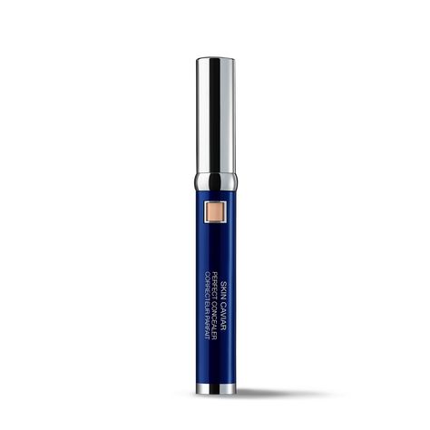 Discover the benefits of La Prairie's Skin Caviar Perfect Concealer that smoothes fine lines instantly and over the long-term ✓ La Prairie ✓ Official website Perfect Concealer, Corrective Makeup, Concealer Pencil, Nars Radiant Creamy Concealer, Firming Eye Cream, Tarte Shape Tape, Under Eye Puffiness, Best Concealer, Perfect Complexion