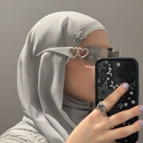 endless courage ♡ * ˚₊‧꒰ა 🩶 ໒꒱ ‧₊˚ #ootd #details #outfit #explore #hijab #acubi Details Outfit, Hijabi Outfits, Cute Selfie Ideas, Hijab Outfit, May 21, Cute Outfits, Ootd, Outfit Accessories, On Instagram