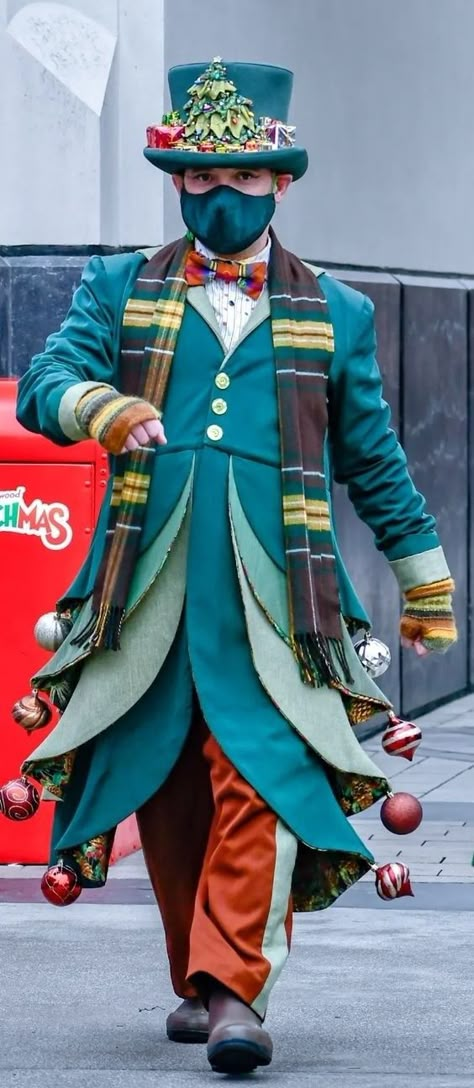 Prep And Landing Elves, Ringmaster Outfit Men, Christmas Characters Costumes, Whoville Costumes, Christmas Costumes Diy, Seussical Costumes, Christmas Elf Outfit, Nutcracker Costumes, Whoville Christmas