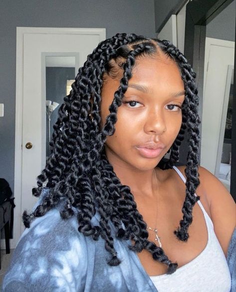 #protectivebraidshairstyles Short Box, Short Box Braids Hairstyles, Kid Hair, Passion Twists, Short Box Braids, Twist Braid, Hairstyle Tutorials, Braided Cornrow Hairstyles, Cute Box Braids Hairstyles