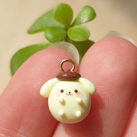 #clay #handmade #ceramics #pottery #art #clayart #sculpture #ceramic #polymerclay #ceramicart #artis Pompompurin Polymer Clay, Clay Charms Sanrio, Clay Pompompurin, Sanrio Clay Charms, Polymer Clay Sanrio, Clay Charms Aesthetic, Sanrio Clay, Clay Keychain Ideas, Cute Polymer Clay Earrings