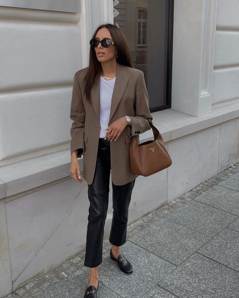 Irin on Instagram: “The Curated is now launched at Galeries Lafayette in Paris 🤎 wearing @shopthecurated classic blazer in dark taupe” Dark Beige Blazer Outfit, Dark Taupe Outfit, Taupe Blazer Outfit Work, Pull Beige Outfit, Taupe Blazer Outfits Women, Classic Blazers For Women, Brauner Blazer Outfit, Spring Style 2023 Women, Blazer Outfit Elegant