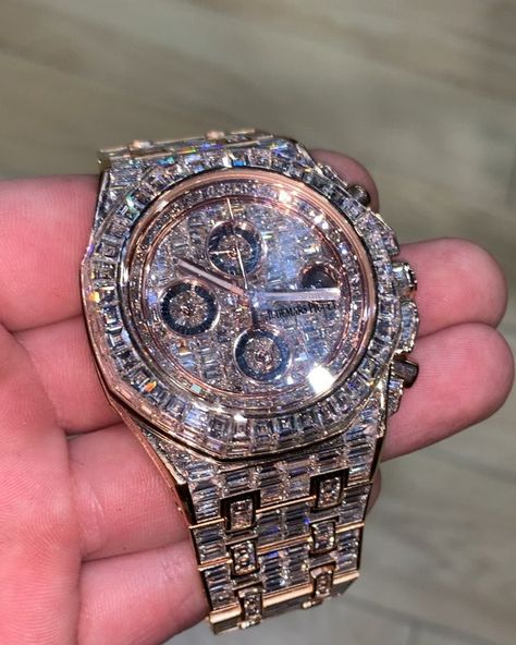 Sensational Expensive Mens Jewelry, Expensive Jewelry Luxury Men, Stylish Watches For Men, Used Rolex, Urban Jewelry, Trendy Watches, Fancy Watches, Diamond Watches For Men, Expensive Jewelry Luxury