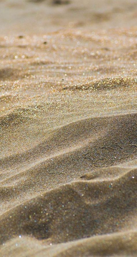 Self Love Art, Sand Textures, Gold Aesthetic, Images Esthétiques, Inner Beauty, Aesthetic Backgrounds, The Sand, Phone Backgrounds, Belle Photo