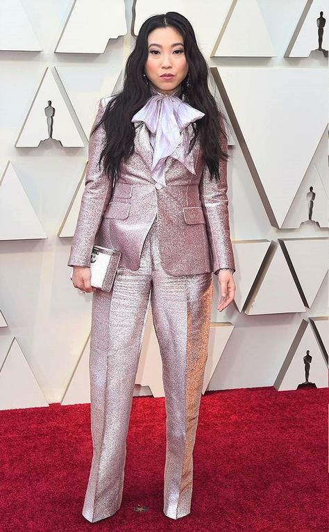 Awkwafina, Dsquared2, 91st Academy Awards, Dolby Theater Hollywood, Oscars 2019, Academy Awards, Red Carpet, Oscars Red Carpet 2019, Best Dressed, Celebrity Fashion, On the red carpet, celebrity style, red carpet jewelry, most expensive jewelry at the oscars, most expensive jewelry at the academy awards, awards season best looks, Sarah In Style, Sarah Meyer, Kodak Theater, Roosevelt Hotel Los Angeles Oscar Night Outfit, Night Outfit Women, Olivia Coleman, 2019 Red Carpet, Academy Awards Red Carpet, Chopard Jewelry, Constance Wu, Oscar Night, Oscars Red Carpet