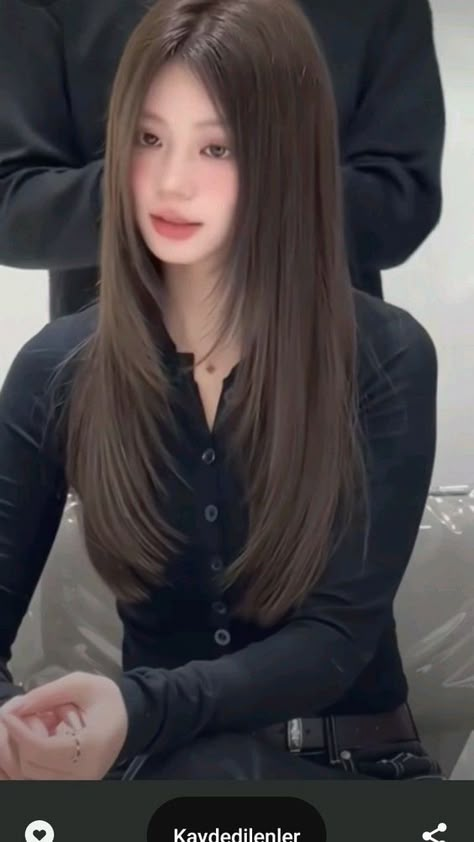 Long Character Bangs, Japanese Layers Haircut, Long Hair With Front Layers Face Framing, Large Forehead Haircut, Long Layers Korean, Straight Long Hair Haircut, Face Framing No Layers, Asian Haircut Straight Hair, Thick Straight Hairstyles