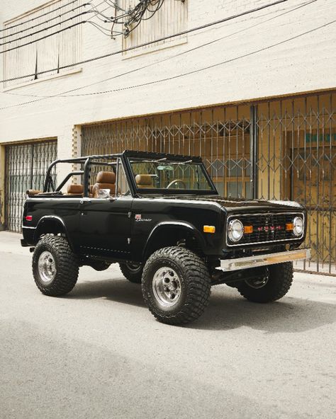 Classic Ford Broncos presents - Black Hills commission. A 1972 Ford Bronco in Black over custom diamond stitch, Whiskey leather interior. 1970s Bronco Ford, Vintage Ford Bronco Black, 1960 Ford Bronco, Old School Ford Bronco, 1969 Bronco Ford, Ford Bronco Old Classic Trucks, 67 Ford Bronco, Ford Bronco Restoration, Restored Ford Bronco