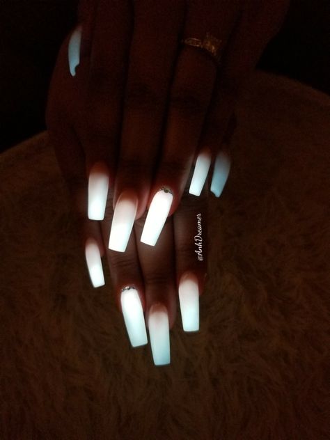 White glow. Glow in the dark nails. Ig @Anhdreamer https://adnailsupply.com/ Neon Orange Glow In The Dark Nails, Glow In The Dark White Nails, White Glow Nails, Glow Dark Nails, White Glow In The Dark Nails Acrylic, Neon Glow In The Dark Nails, White Glow In The Dark Nails, Short Glow In The Dark Acrylic Nails, Light Up Nails