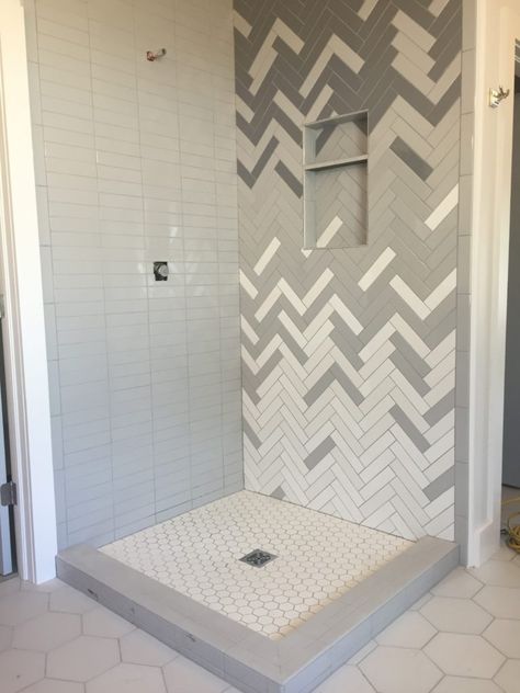 Herringbone Shower, Herringbone Tile Bathroom, Shower Remodel Diy, Small Shower Remodel, Fiberglass Shower, Tile Layout, Shower Tile Designs, Small Showers, Master Shower