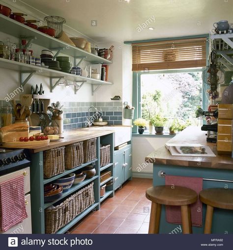 Country Kitchen Green, Bar Open Shelving, Red Kitchen Tiles, Red Tile Floor, Green Country Kitchen, Cottage Kitchen Tiles, Kitchen Green, Belfast Sink, Tiled Floor