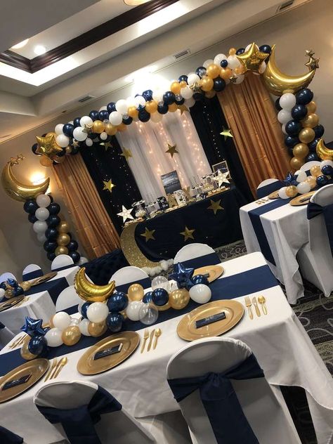 Twinkle Twinkle Little Star Baby Shower | CatchMyParty.com Silvester Diy, Star Baby Shower Theme, Baby Boy Decorations, Twinkle Twinkle Baby Shower, Boy Baby Shower Ideas, Wives Tales, Moon Baby Shower, Prince Baby Shower, Baby Shower Party Ideas