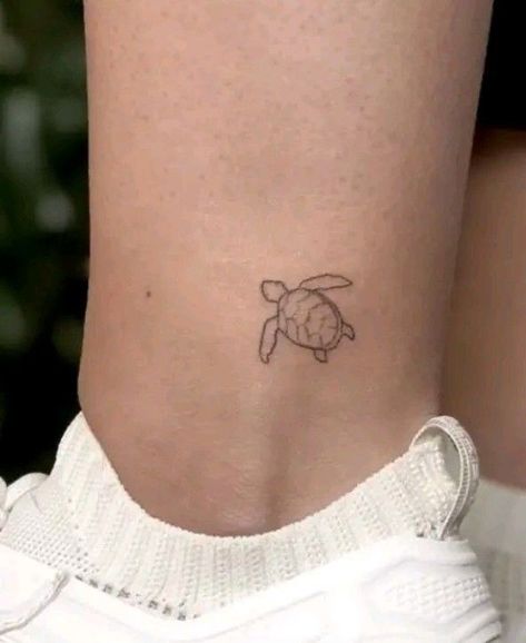 Turtle Simple Tattoo, Fine Line Turtle Tattoo, Honeymoon Tattoo, Turtle Tattoo Small, Simple Ankle Tattoos, Small Turtle Tattoo, Tattoo Turtle, Tortoise Tattoo, Minimalistic Tattoo Ideas