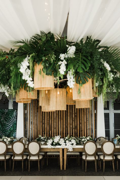 Wedding Tropical Decorations, Tropical Aesthetic Wedding, Elevated Tropical Wedding, Tropical Tent Wedding, Tropical Elegance Wedding, Island Themed Wedding, Modern Hawaii Wedding, Hawaiian Wedding Traditions, Modern Hawaiian Party