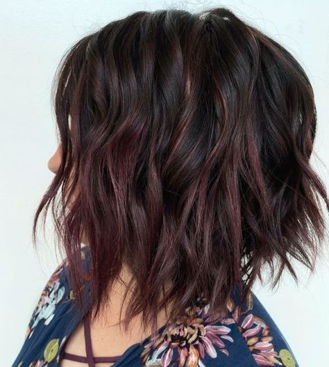 Short Dark Hair with Purple Balayage Grey Balayage, Dimensional Highlights, Kort Bob, Purple Balayage, Balayage Short, Dark Purple Hair, Balayage Bob, Blonde Balayage Highlights, Short Ombre Hair