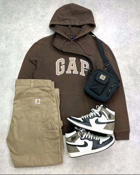 Gap Hoodie Ns154 Easy 30 day return policy Men’s Hoodie Style, Baggy Clothes Outfit Men Black, Men Streetwear Style, Outfit Inspo Casual Men, Outfit Ideas Male Casual, Gangsta Outfits Men, Good Outfits For Guys, Men Streetwear Outfits Urban Fashion, Men’s Streetwear Fall