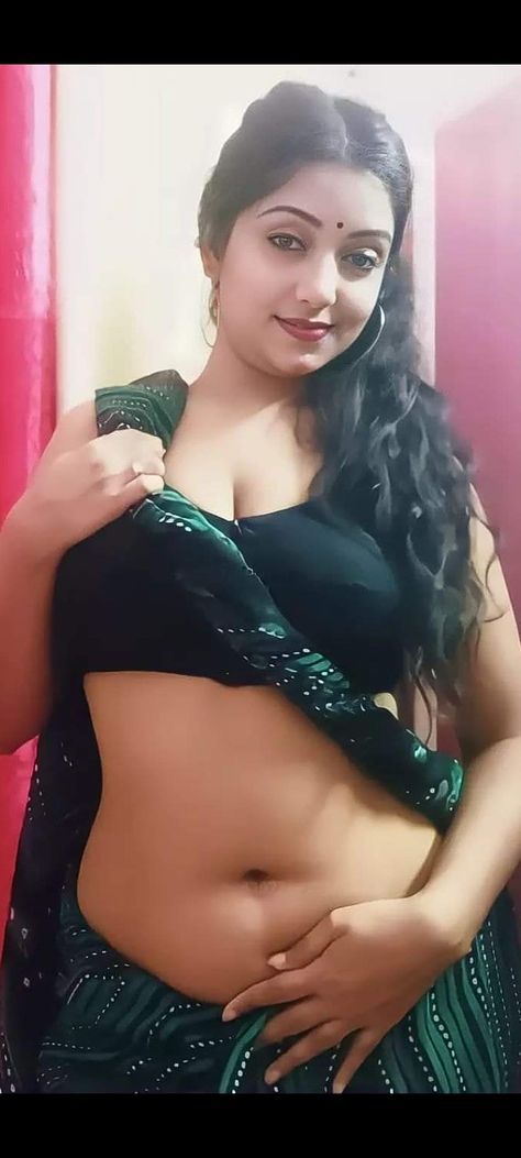 Deep Navel, Indian Photoshoot, Hot Women Dress, Indian Actress Hot Pics, Curvy Girl Outfits, Beautiful Smile Women, Indian Beauty Saree, Sumo, Actresses