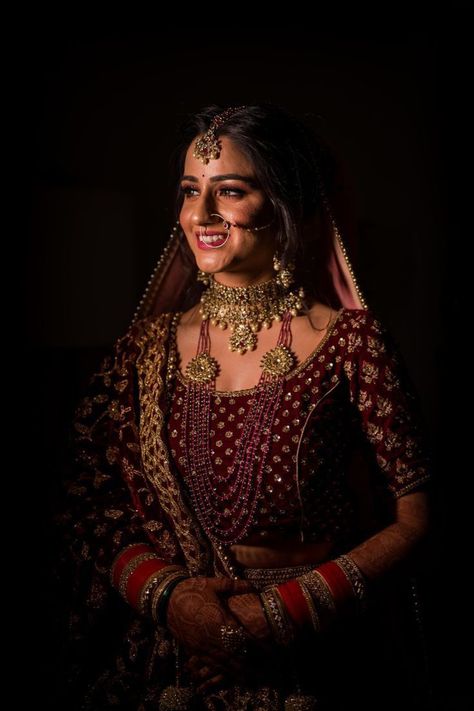 Bride Photoshoot ideas| Bridal Portraits| Choker Necklace Designs Bride Pose With Lehenga, Bride Lehenga Poses, Bridal Parlour Photoshoot, Bride Indoor Photoshoot, Indian Bride Getting Ready Photography, Bride Parlour Poses, Indoor Bride Photography, Bride Poses Indoor, Bride Parlour Shoot Indian