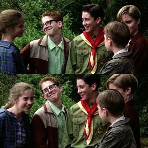 #It #RichieTozier #EddieKaspbrak #BillDenbrough #StanleyUris #BeverlyMarsh #TheLosersClub #Derry 1958 Losers Club 1990, Mike Hanlon, Emily Perkins, Stanley Uris, It Miniseries, Scary Clown Movie, Eddie Kaspbrak, Jonathan Brandis, Richie Tozier