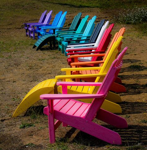 deck chair perfection Colorful Adirondack Chairs, Adirondak Chairs, Rainbow Chairs, Blue Chairs, Barn Parties, Lake Side, Yellow Chair, Rustic Chair, Pink Chair