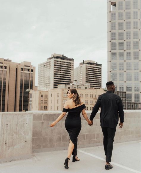 Black Couple City Photoshoot, Engagement Photos Biracial Couples, City Engagement Photos Black Couple, Engagement Photos Indian Couple, Interracial Engagement Photos, Rooftop Poses, Preshoot Ideas, Rooftop Shoot, Prom Shoot