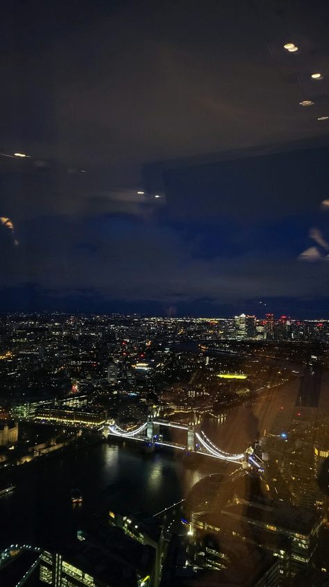 London Evening Aesthetic, London Nights Out Aesthetic, Living In London Aesthetic Night, London Night Life Aesthetic, Central London At Night, London Night Wallpaper, The Shard London Restaurant, Night Aesthetic London, London At Night Aesthetic