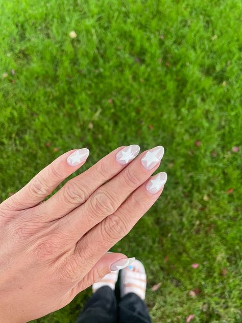 White / milky white star nails y2k Milky Star Nails, White Nails With Star Designs, Milky White Nails With Nail Art, White Star On Nails, White Stars On Nails, Milky White Star Nails, Milky White Design Nails, White Star Nail Design, Milky White Nails With Stars