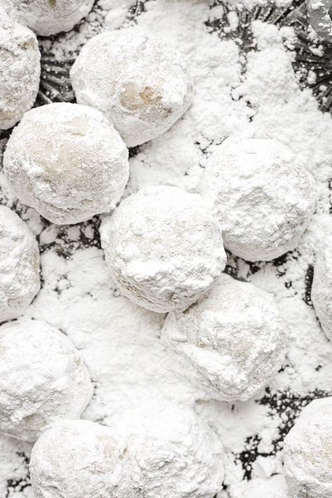 Pecan snowball cookies are rich, buttery and crumbly, and are perfect for Christmas cookie baking. Christmas Cookies And Candy, Snowball Cookie, Wedding Cookies Recipe, Snow Cookies, Pecan Snowballs, Pecan Snowball Cookies, Cookies And Candy, Italian Wedding Cookies, Christmas Cookie Recipes Holiday