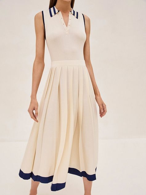 Sunday Best Outfit Church, Blue Runway Dress, Classic Dress Elegant, Sophisticated Feminine Style, Elegant Skirt Outfits, Work Midi Dress, Feminine Era, Writer Aesthetic, Flowing Summer Dresses