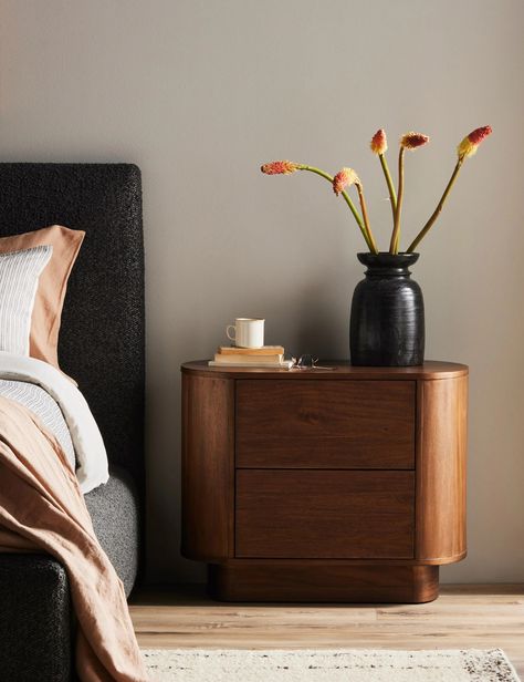 Gilda Modern Curved Storage Nightstand Bedroom Dresser Mid Century Modern, Night Stand Modern Luxury, Mismatch Side Tables Master Bedrooms, Bed Side Tables Modern, Oval Nightstand Bedroom, Real Wood Nightstand, Bedside Table Walnut, Cabin Bedroom Nightstands, Bedside Tables With Storage