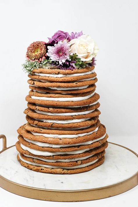 Wedding Cookie Cake Ideas, Cookie Cake Wedding, Wedding Cookie Cake, Wedding Desserts Ideas, Cake With Layers, Fancy Foods, Cookie Display, Tiffany Bridal Shower, Cake Form