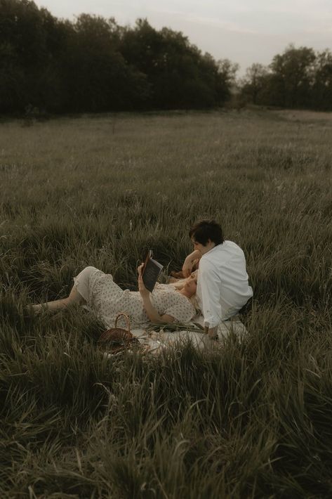 Engagement Photoshoot Fairytale, Casual Western Couple Photoshoot, Streetwear Engagement Photos, Fairy Engagement Photos, Fantasy Engagement Photos, Dreamy Couples Photography, Green Engagement Photos, Whimsical Engagement Photos, Simple Engagement Photos