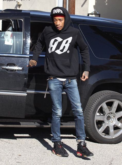 Wiz Khalifa Style, Jordan 6 Outfit Men, Jordan 6 Outfit Woman, Air Jordan Outfits Men, Jordan 6 Outfit, Sneaker Pictures, Jordan 4 Outfit Men, How To Wear Jordans, Celebrity Sneakers