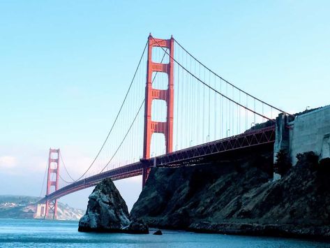 7 days in San Francisco itinerary covering all the top sights and attractions. Options to extend the itinerary to 10 days with day trips to popular spots. San Francisco Itinerary, San Francisco Cable Car, Point Reyes National Seashore, Visit San Francisco, Alcatraz Island, Lombard Street, Vacation Days, Golden Gate Park, San Francisco Travel