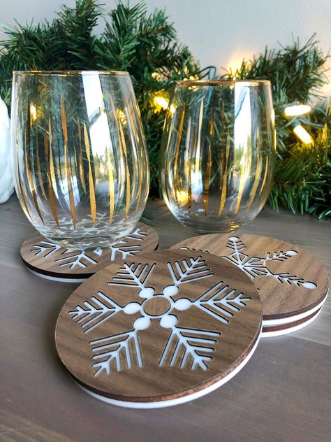 Snowflake Coaster Set Christmas Coaster Holiday Coaster Christmas Decor Snowflake Winter Coaster Christmas Wood Decor Holiday Coaster Set - Etsy Laser Cut Christmas Gifts, Laser Cut Gifts, Christmas Wood Decor, Snowflake Coaster, Laser Christmas, Laser Cut Coaster, Coasters Christmas, Acrylic Coasters, Engraving Projects