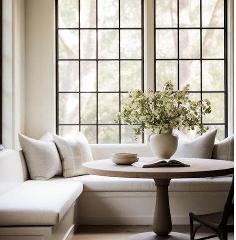 Bench Seating By Window, Banquette Seating Dining Room Built Ins Round Tables, Breakfast Banquette Ideas, Bench Seating Breakfast Nook, Built In Bench Breakfast Nook, Banquette Seating In Front Of Window, Contemporary Breakfast Nook, Breakfast Banquette Nooks, Bench Nook In Kitchen